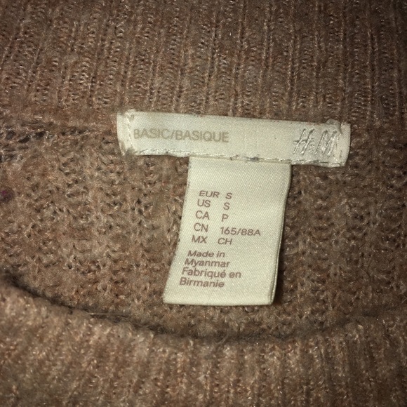 Fuzzy rubbed pale pink sweater - Picture 4 of 4